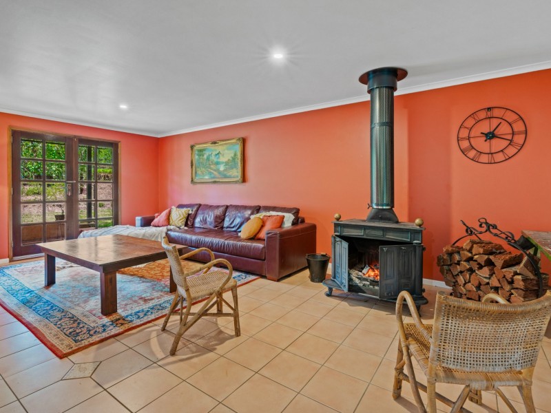 22R Lilybrook Lane, Malanda QLD 4885