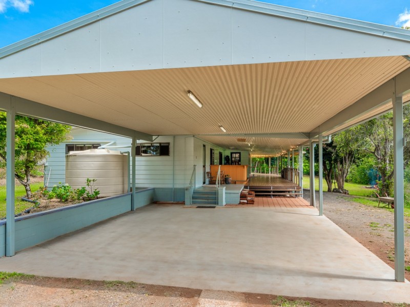 22R Lilybrook Lane, Malanda QLD 4885
