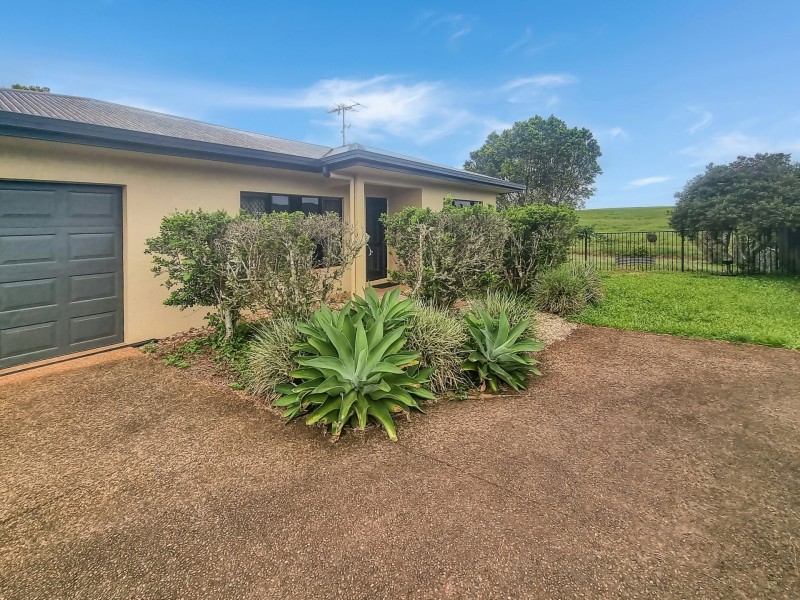 11b Quadrio Street, Atherton QLD 4883