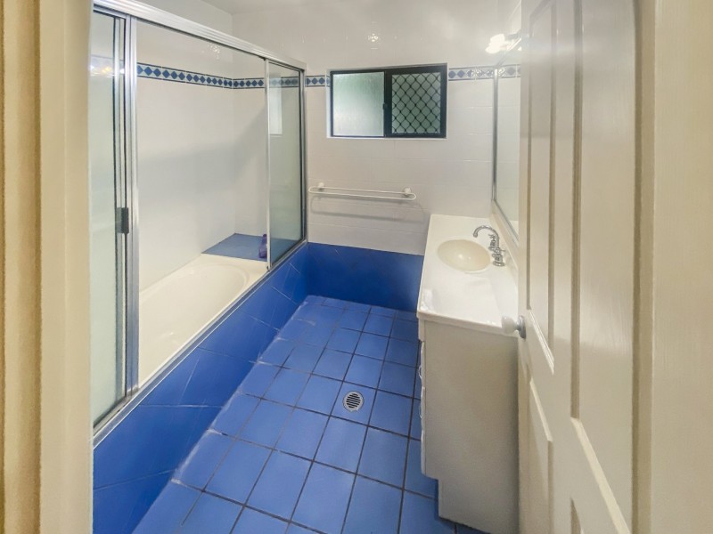 8 Jannina Drive, Atherton QLD 4883