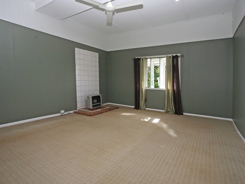 6 Maple Street, Millaa Millaa QLD 4886