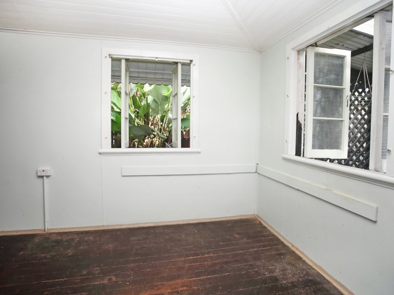 6 Maple Street, Millaa Millaa QLD 4886