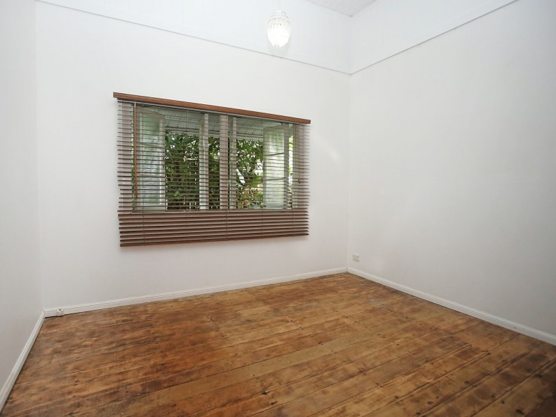 6 Maple Street, Millaa Millaa QLD 4886