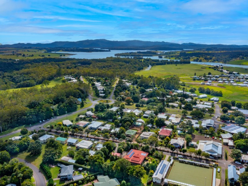 16-20 Cedar Street, Yungaburra QLD 4884