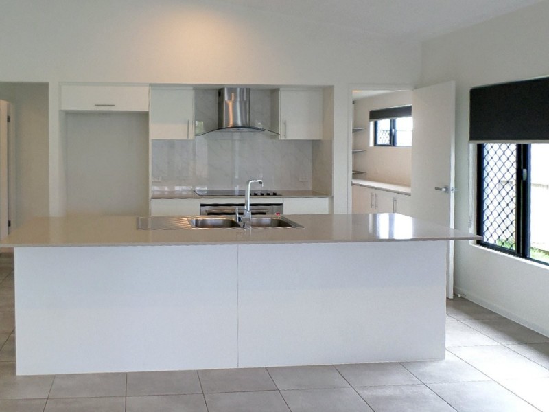Smithfield QLD 4878