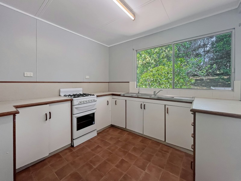 239 Peeramon Road, Peeramon QLD 4885