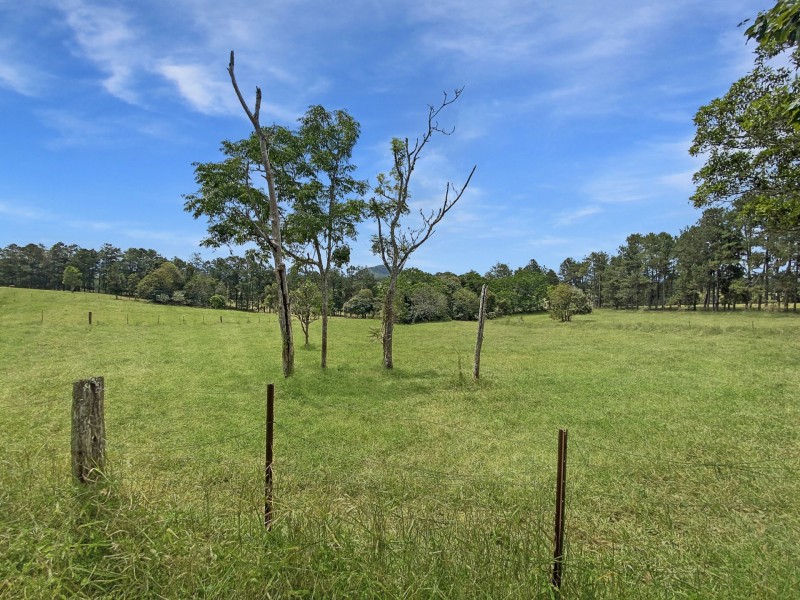 239 Peeramon Road, Peeramon QLD 4885