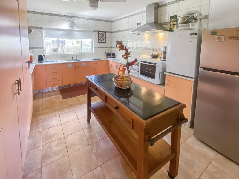 6 Poinsettia Close, Yungaburra QLD 4884