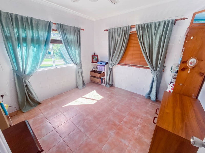 6 Poinsettia Close, Yungaburra QLD 4884