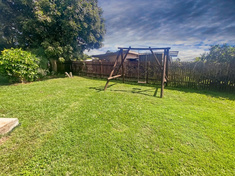 6 Poinsettia Close, Yungaburra QLD 4884
