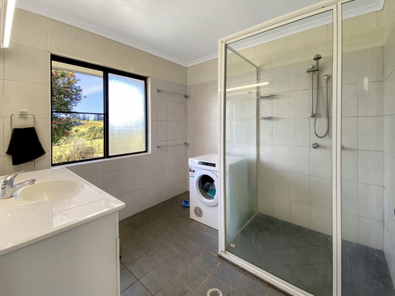 16 Purcell Road, Moregatta QLD 4886
