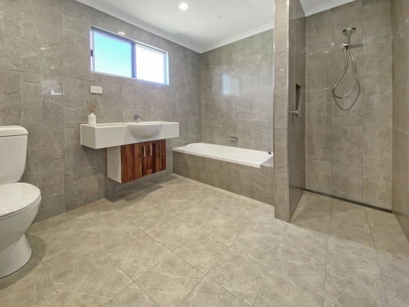 17 Finch Street, Atherton QLD 4883