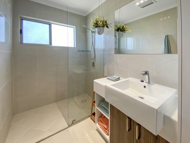 17 Finch Street, Atherton QLD 4883