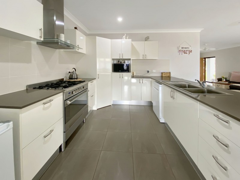 30 Tate Road, Tolga QLD 4882