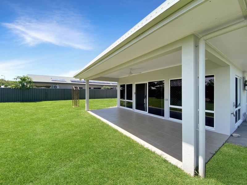 6 Mirrabook Avenue, Mareeba QLD 4880
