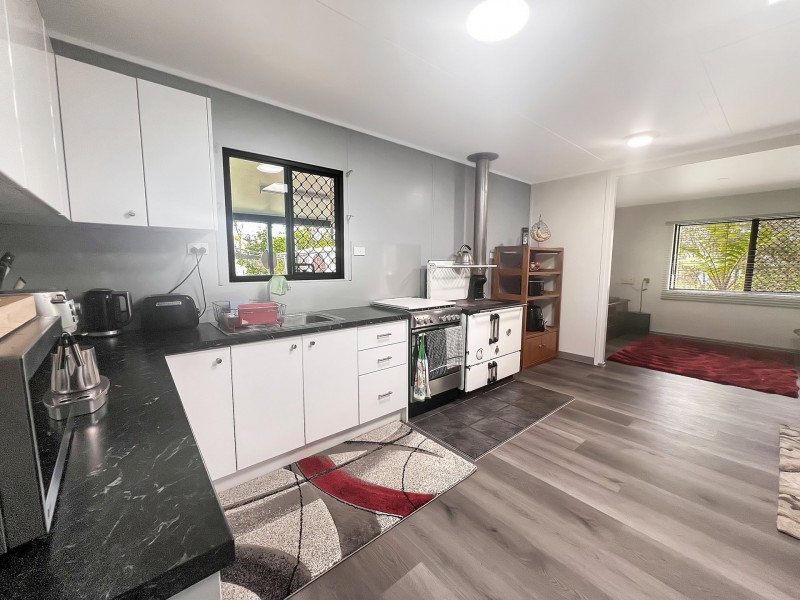 69 Garnet Street, Mount Garnet QLD 4872