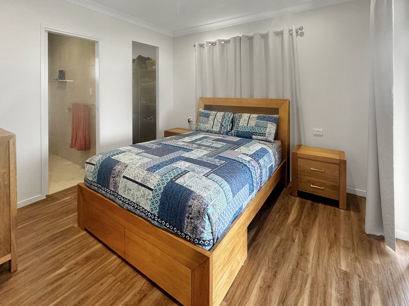 8 Crawford Street, Tolga QLD 4882