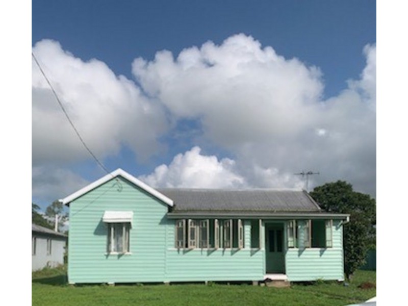 14 Wattle Street, Millaa Millaa QLD 4886