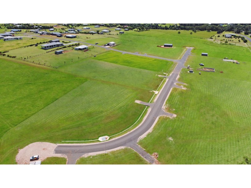 70-76 Patricia Street, Peeramon QLD 4885