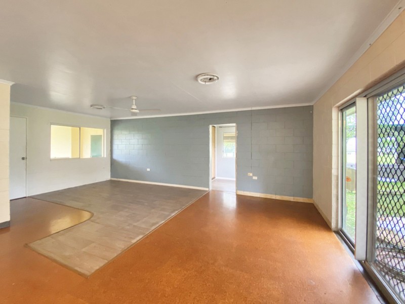 33 Main Street, Tolga QLD 4882