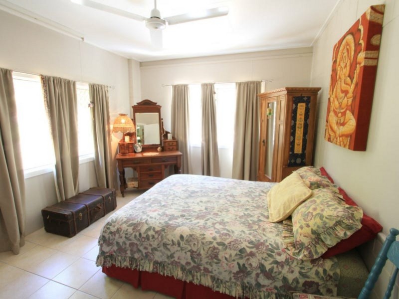 25 King Street, Chillagoe QLD 4871