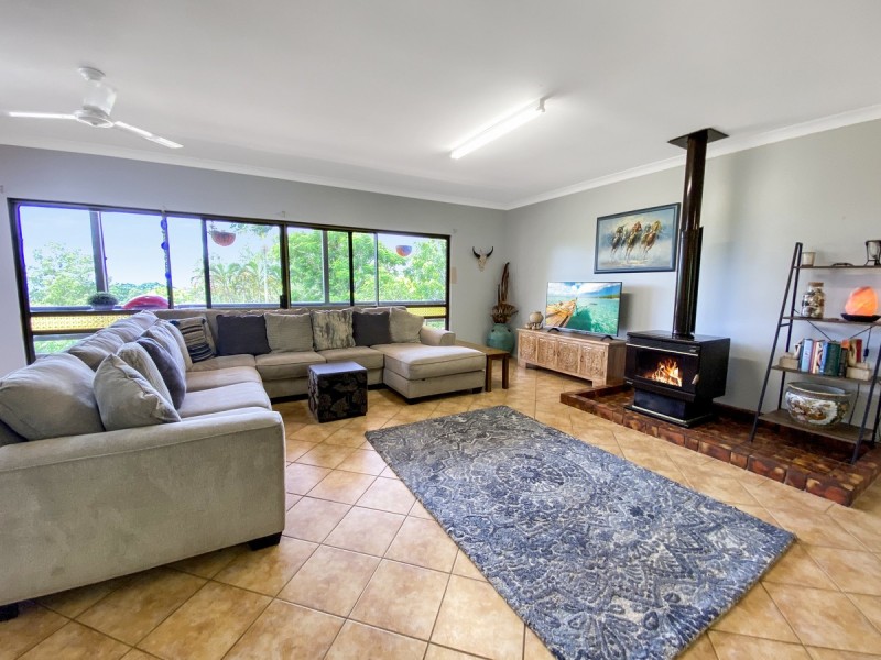 26 Equestrian Drive, Tolga QLD 4882
