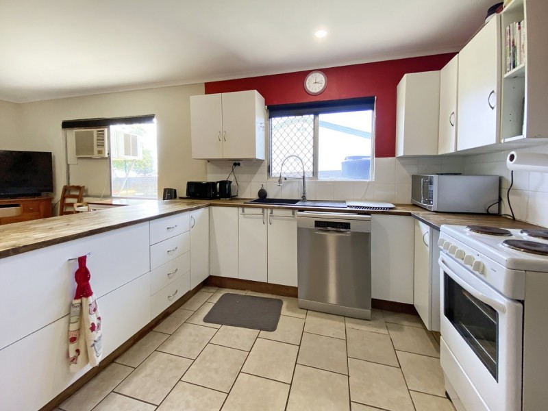 14 Finch Street, Atherton QLD 4883