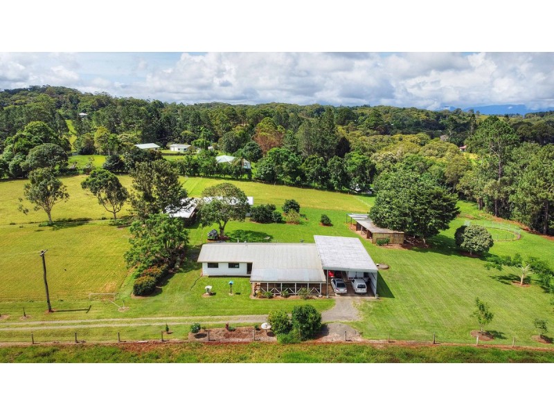 166 McLeish Road, Lake Eacham QLD 4884