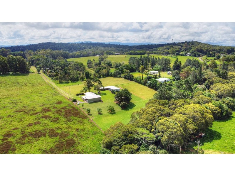 166 McLeish Road, Lake Eacham QLD 4884