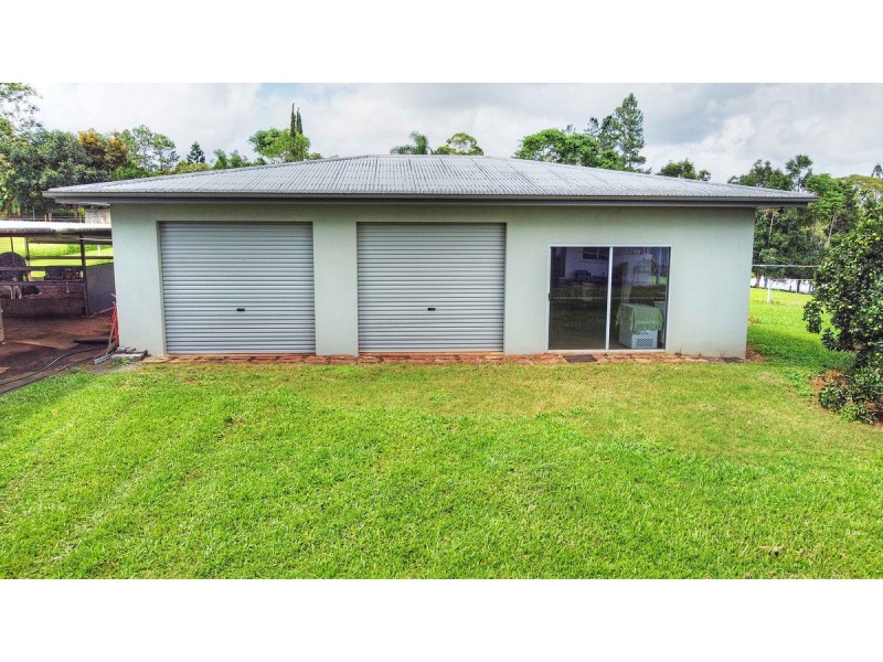 166 McLeish Road, Lake Eacham QLD 4884