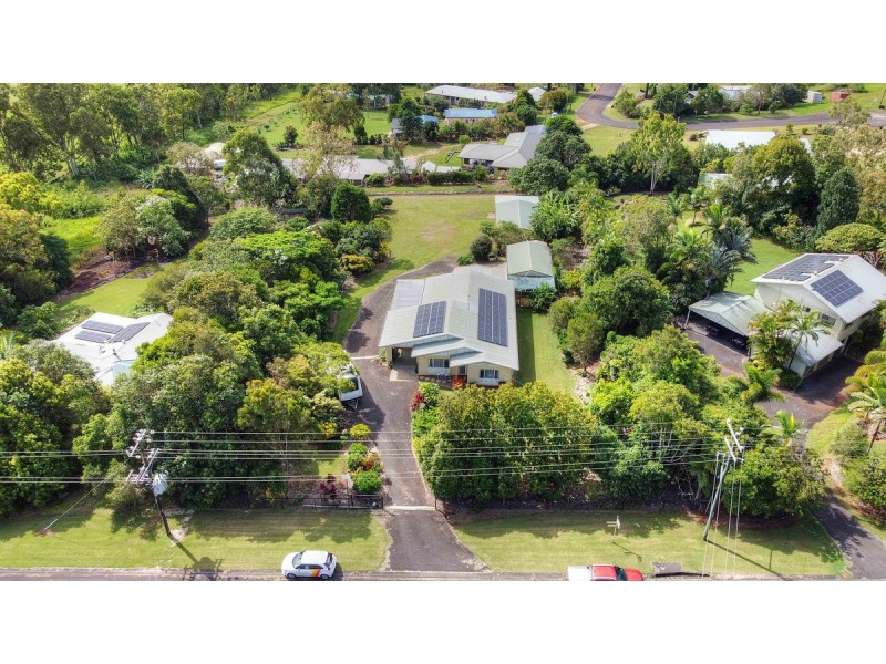 18 Geddes Drive, Tolga QLD 4882