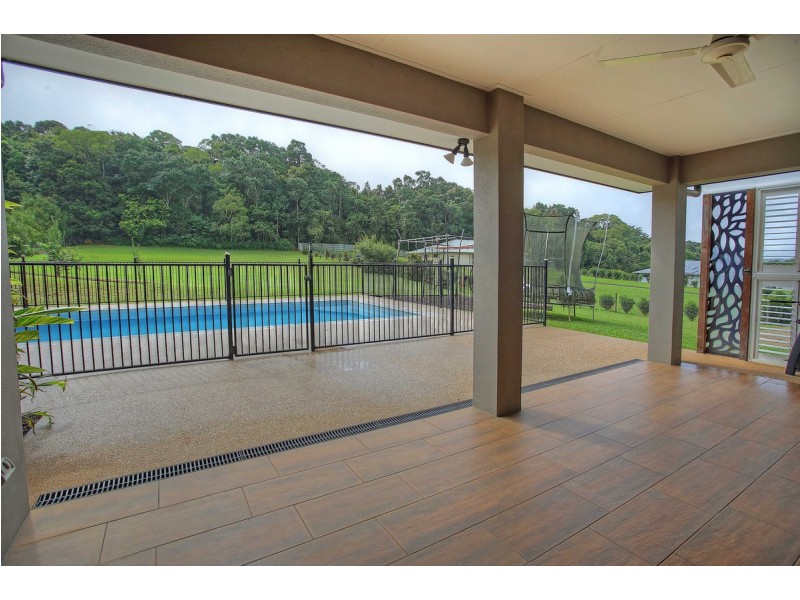 51 Rosewood Close, Malanda QLD 4885