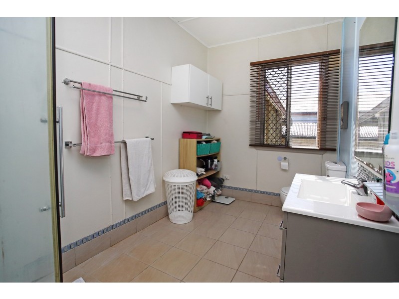 11 Golf Links Road, Atherton QLD 4883