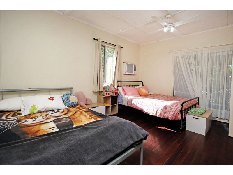 11 Golf Links Road, Atherton QLD 4883
