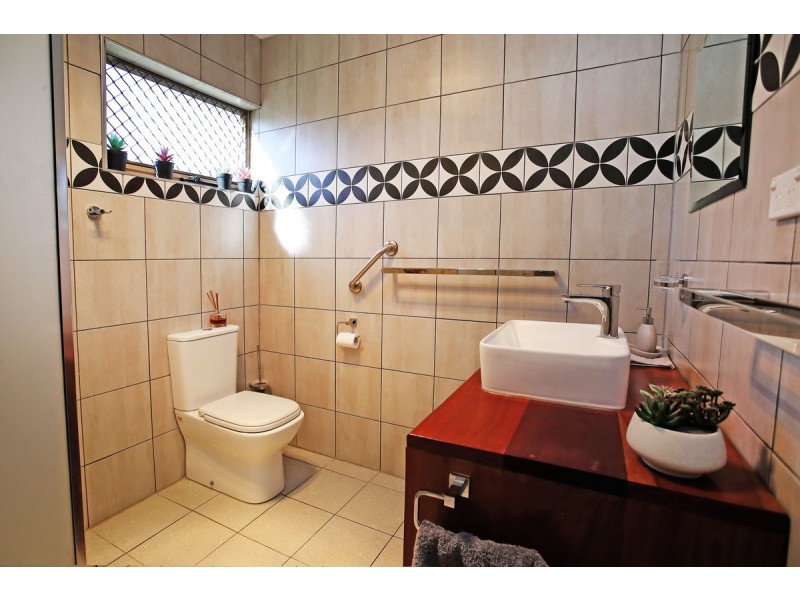 139 Gordon Earl Drive, Millstream QLD 4888