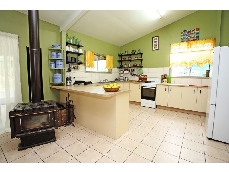 60 Western View Crescent, Millstream QLD 4888