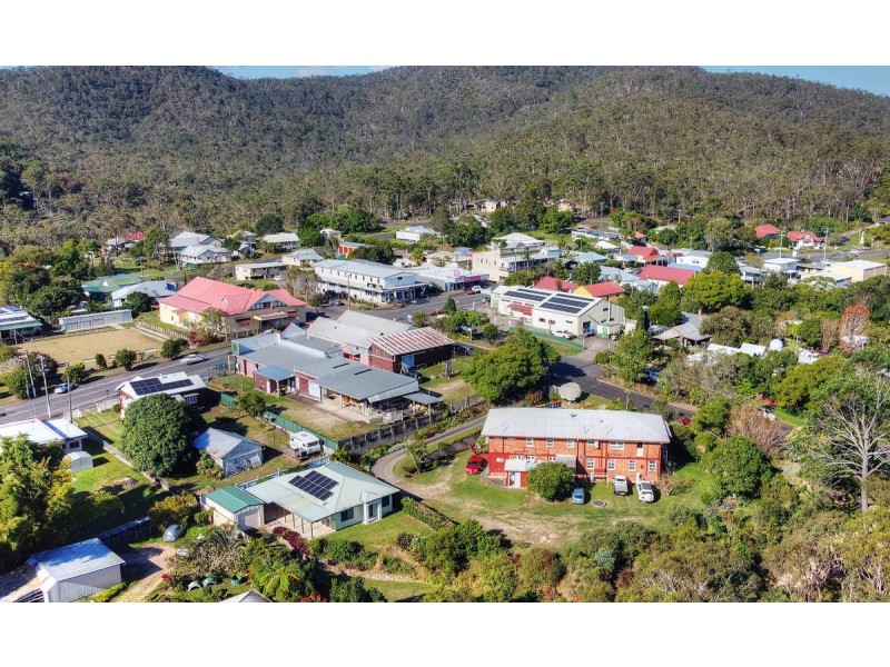 6 William Street, Herberton QLD 4887