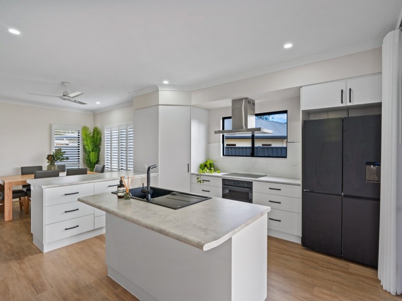 12 Driver Close, Atherton QLD 4883