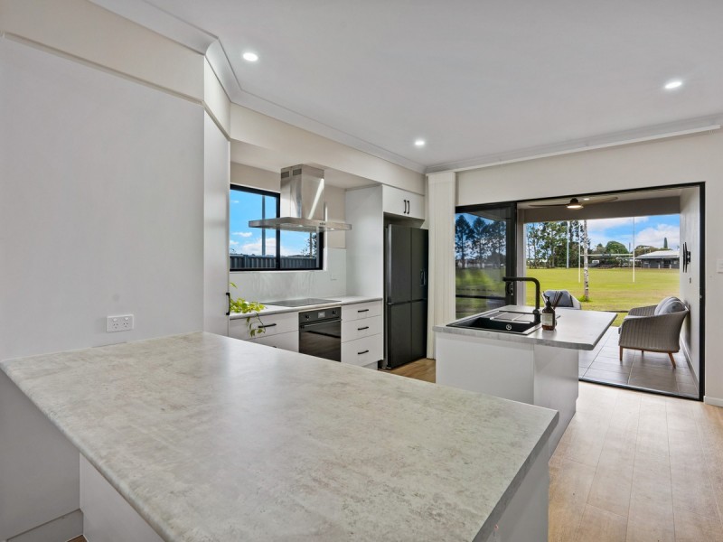 12 Driver Close, Atherton QLD 4883