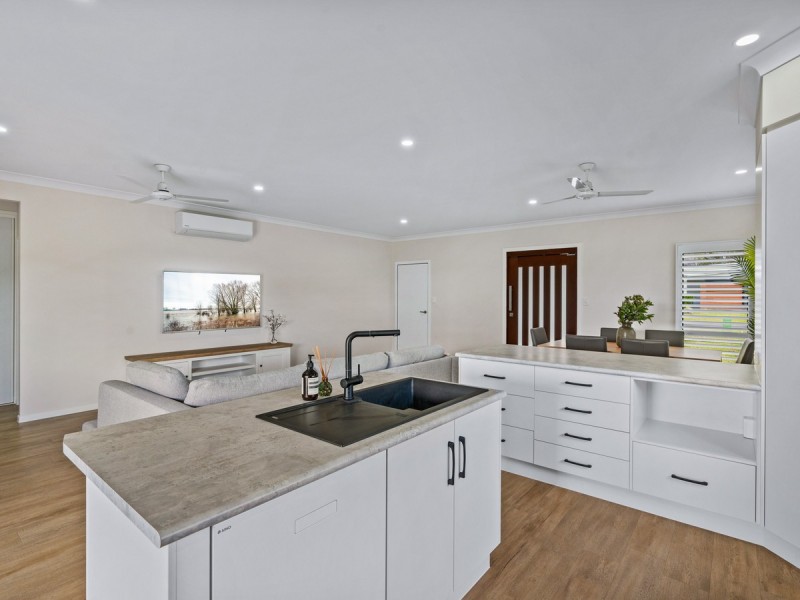 12 Driver Close, Atherton QLD 4883