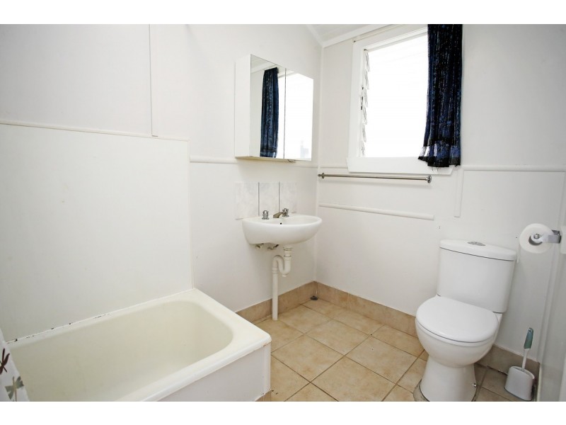 15 Golf Links Road, Atherton QLD 4883