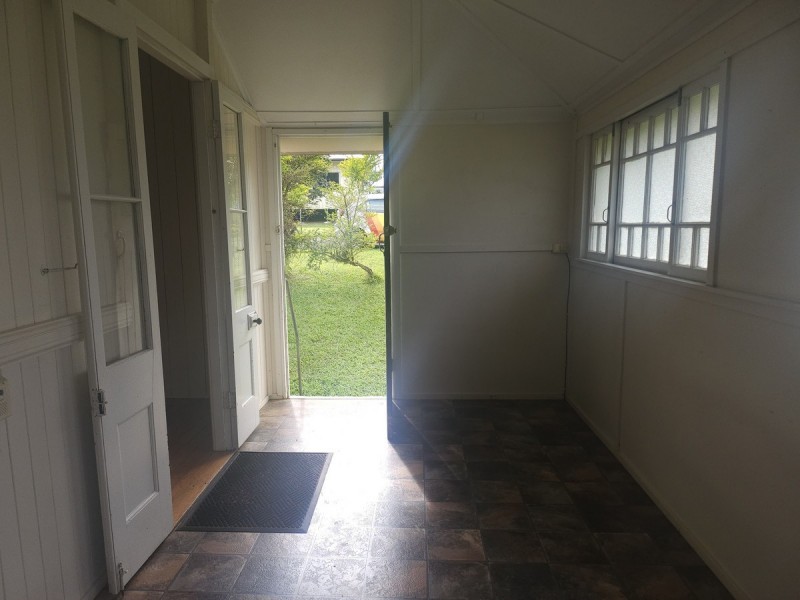 8 Wattle, Millaa Millaa QLD 4886