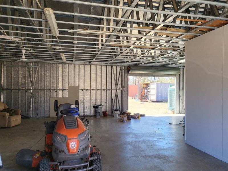 11 Jacaranda Drive, Millstream QLD 4888