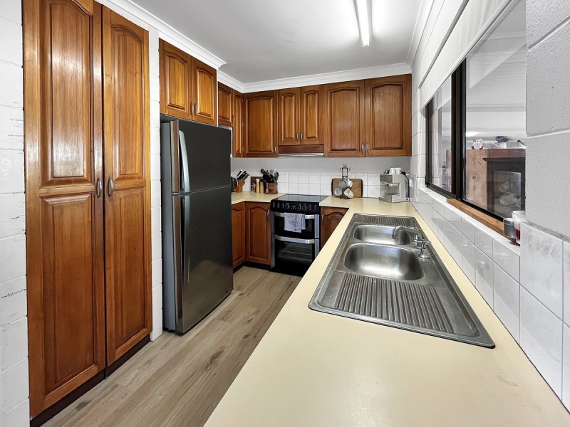 6 Abbott Street, Atherton QLD 4883