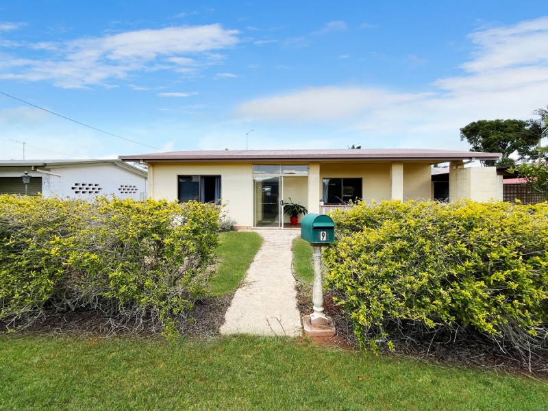 9 Bernard Street, Malanda QLD 4885