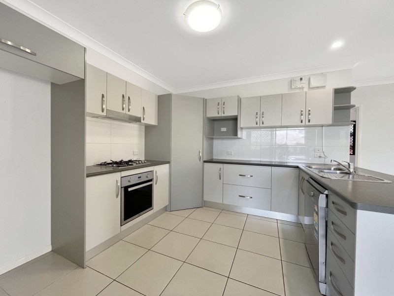 13 Rosenberg Street, Atherton QLD 4883