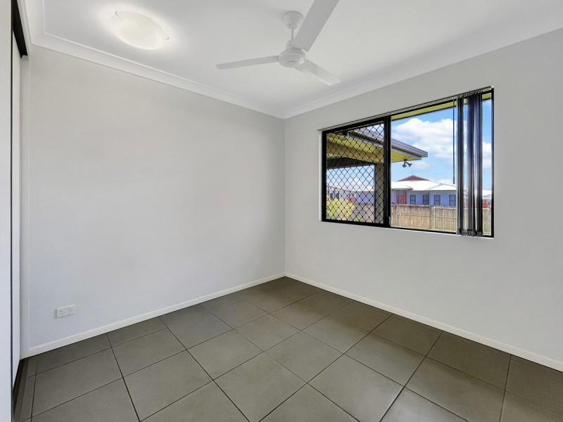 13 Rosenberg Street, Atherton QLD 4883