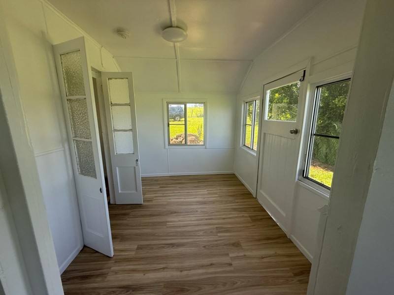 4800A Palmerston Highway, Ellinjaa QLD 4886