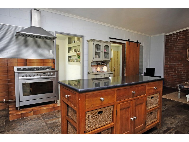 51 Arbouin Road, Kaban QLD 4888