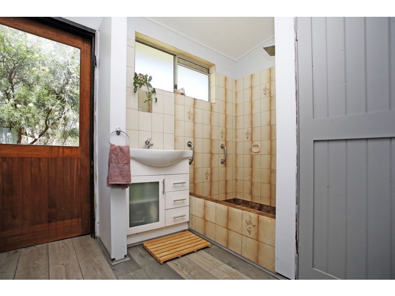 51 Arbouin Road, Kaban QLD 4888